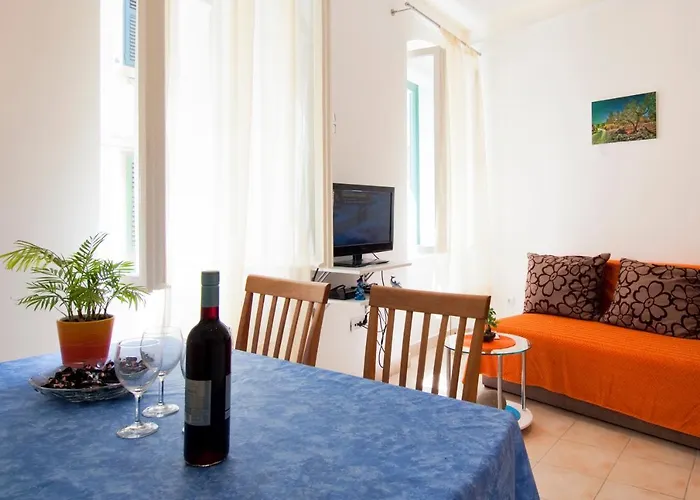 Apartament Val *