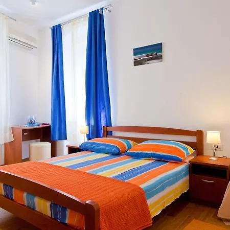 Val Apartments Apartment